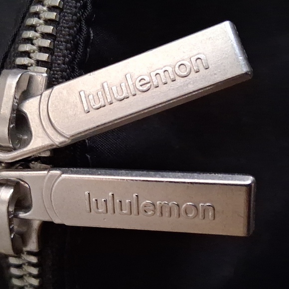 Lululemon City Adventurer Micro Backpack. Metal Emblem - Picture 6 of 12